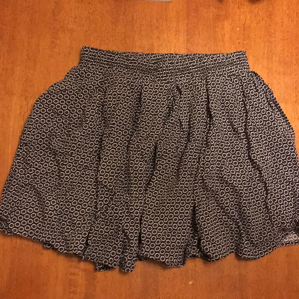 Brandy Melville skirt